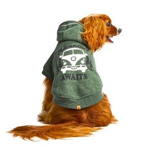 Hotel Doggy, XL Adventure awaits hoodie